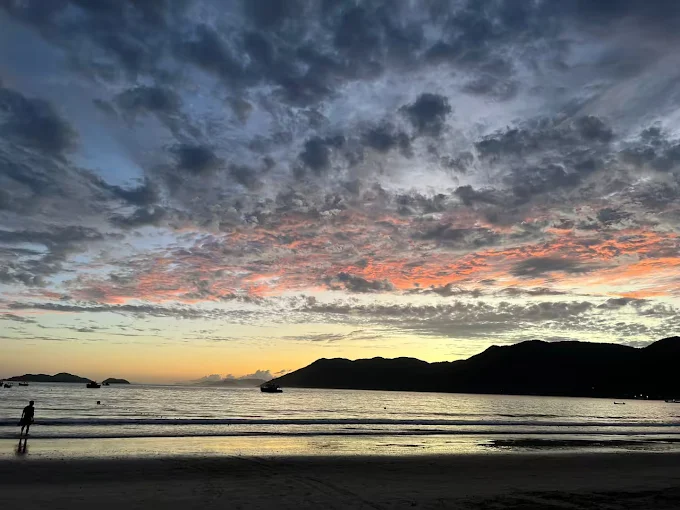 Pôr do sol no Pântano do Sul